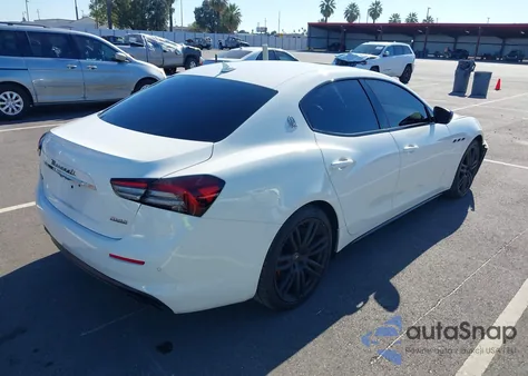 2021 Maserati Ghibli S Q4 z USA, uszkodzony, nr VIN ZAM57YTA0M1368470